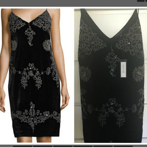 NWT Romeo+ Juliet Couture Embroidered Velvet Dress